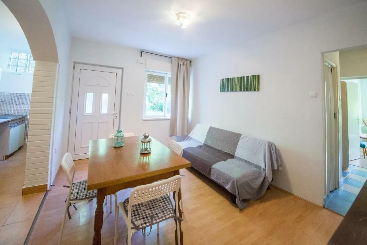 Studio Apartman Filipa Apartment Jadranovo 0*,  Croatia